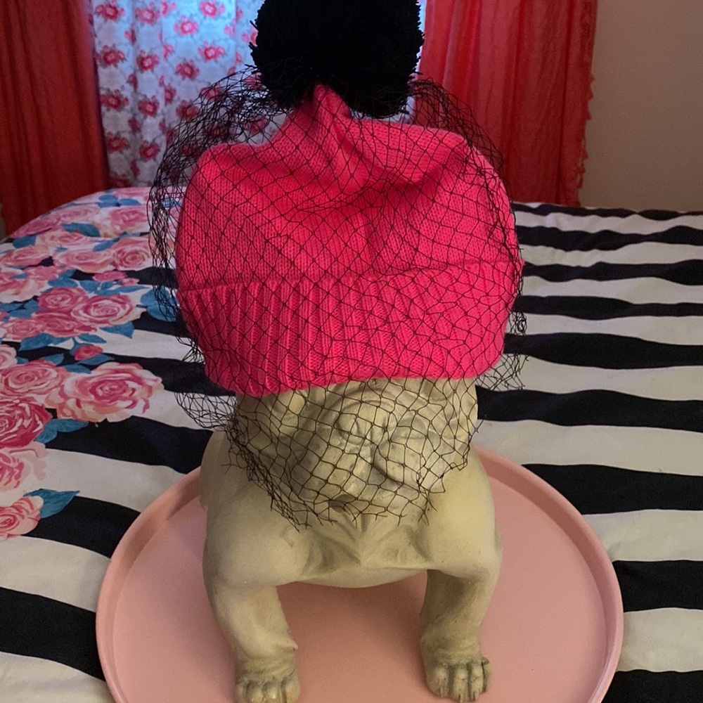 Fishing winter hat w/wedding vail